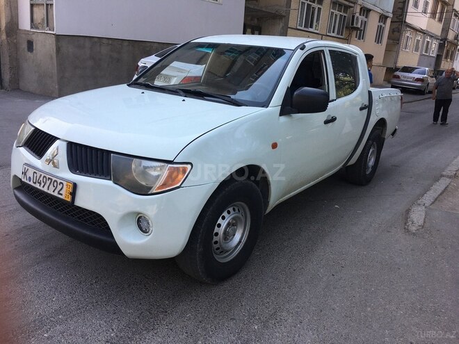 Mitsubishi L200 2007, 299,041 km - 2.5 l - Bakı
