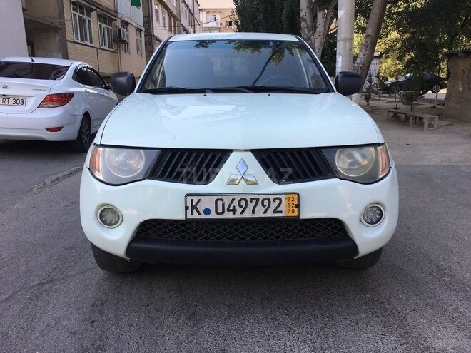 Mitsubishi L200 2007, 299,041 km - 2.5 l - Bakı