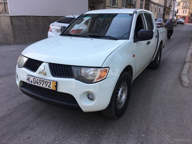 Mitsubishi L200 2007, 299,041 km - 2.5 l - Bakı