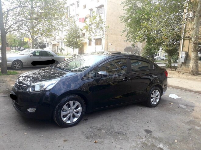 Kia Rio 2012, 128,000 km - 1.4 l - Gəncə