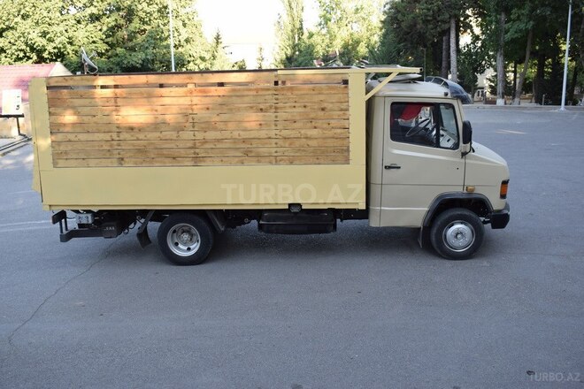Mercedes 609 D 1992, 450,000 km - 4.0 л - Şamaxı