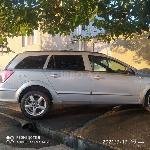 Opel Astra 2006, 188,000 km - 1.3 л - Qax