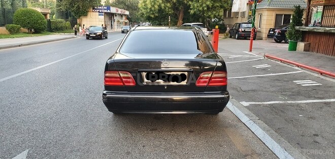 Mercedes E 280 1999, 340,000 km - 2.8 l - Bakı