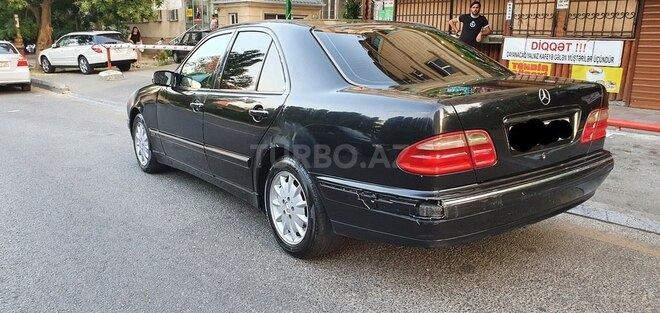 Mercedes E 280 1999, 340,000 km - 2.8 l - Bakı