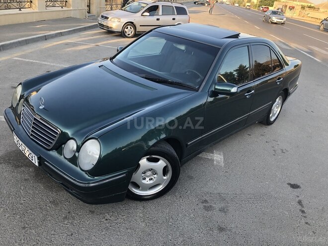 Mercedes E 220 2000, 345,678 km - 2.2 l - Bakı