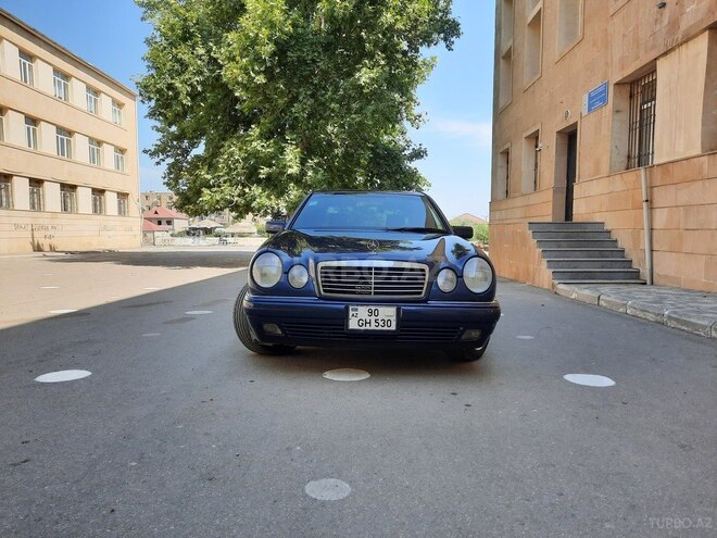 Mercedes E 240 1998, 378,000 km - 2.4 l - Bakı