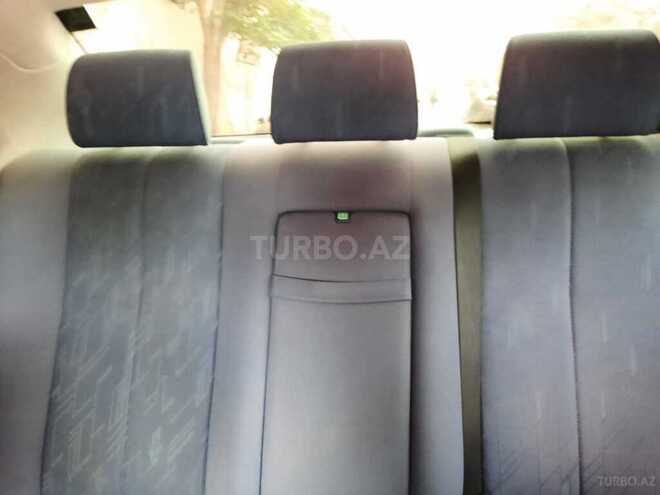 Mercedes E 240 1999, 280,000 km - 2.4 l - Bakı