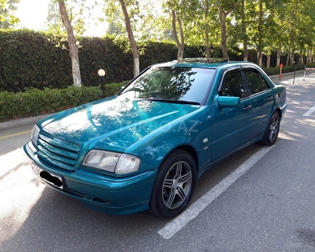 Mercedes C 240 1999, 270,000 km - 2.4 l - Bakı