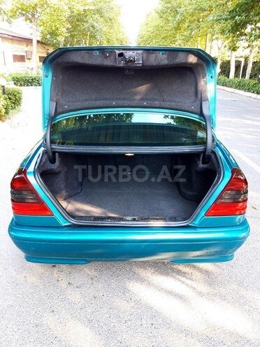Mercedes C 240 1999, 270,000 km - 2.4 l - Bakı