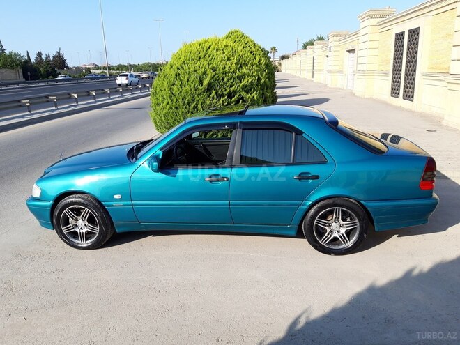 Mercedes C 240 1999, 270,000 km - 2.4 l - Bakı