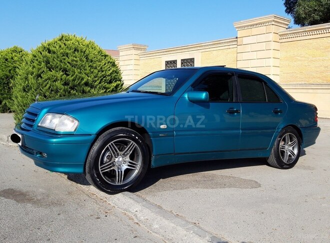 Mercedes C 240 1999, 270,000 km - 2.4 l - Bakı