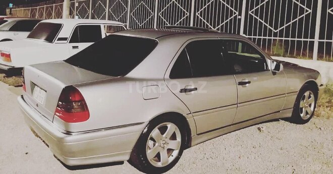 Mercedes C 280 1999, 258,000 km - 2.8 l - Sumqayıt