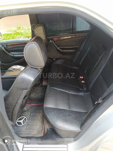 Mercedes C 280 1999, 258,000 km - 2.8 l - Sumqayıt