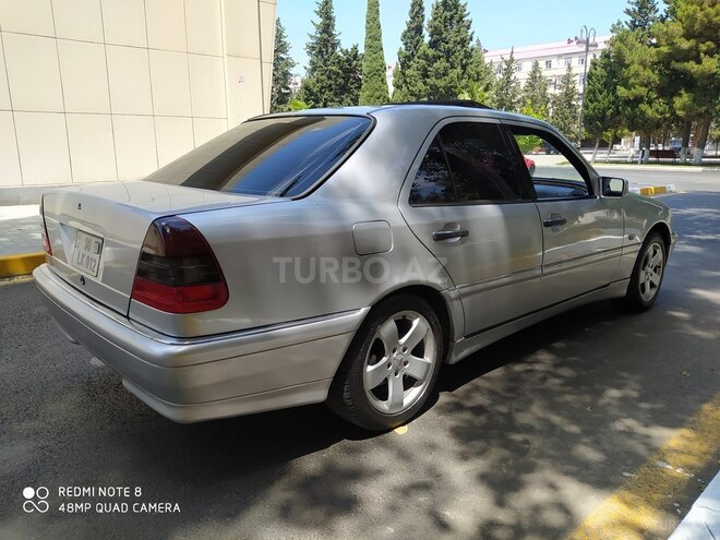 Mercedes C 280 1999, 258,000 km - 2.8 l - Sumqayıt