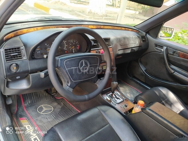 Mercedes C 280 1999, 258,000 km - 2.8 l - Sumqayıt