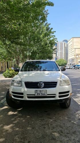 Volkswagen Touareg 2004, 284,500 km - 3.2 l - Bakı
