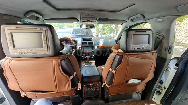 Volkswagen Touareg 2004, 284,500 km - 3.2 l - Bakı