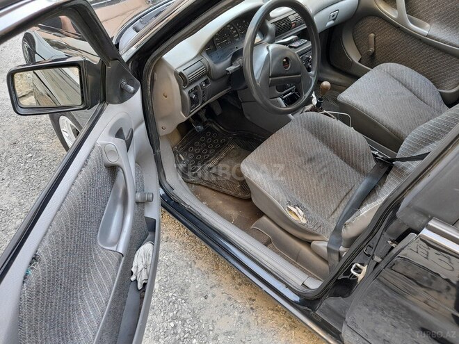 Opel Astra 1993, 228,000 km - 1.6 l - Bakı
