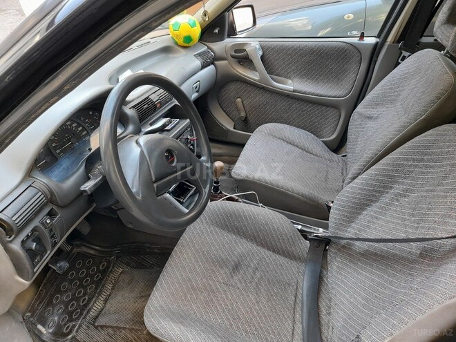Opel Astra 1993, 228,000 km - 1.6 l - Bakı