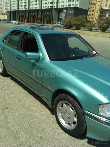 Mercedes C 220 1994, 250,000 km - 2.2 l - Bakı