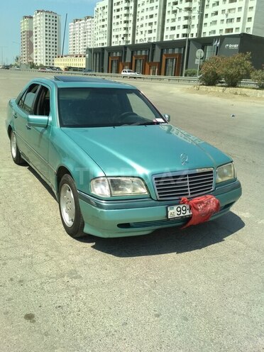 Mercedes C 220 1994, 250,000 km - 2.2 l - Bakı