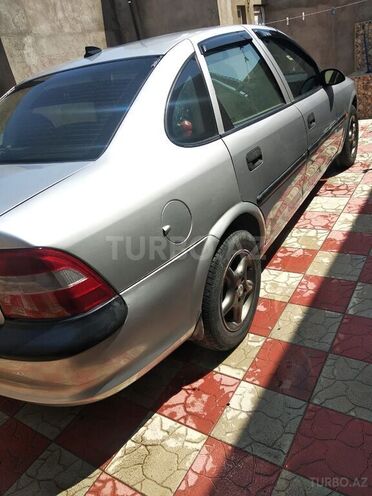 Opel Vectra 1996, 314,000 km - 1.8 l - Bakı