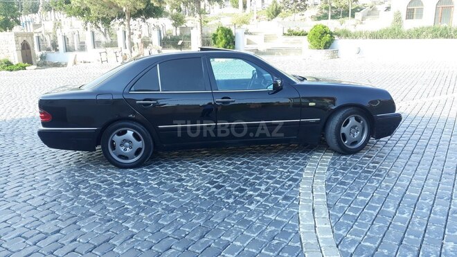 Mercedes E 240 1998, 380,000 km - 2.4 l - Bakı