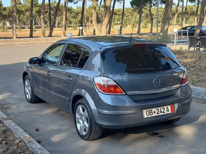Opel Astra 2005, 161,000 km - 1.4 l - Bakı
