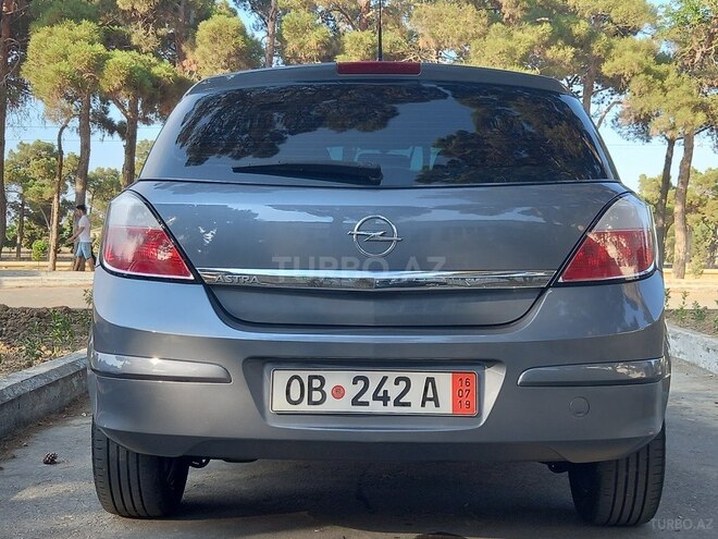 Opel Astra 2005, 161,000 km - 1.4 l - Bakı
