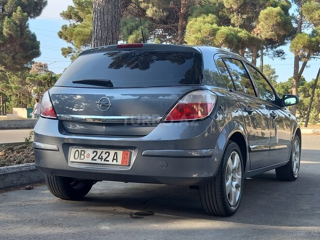 Opel Astra 2005, 161,000 km - 1.4 l - Bakı