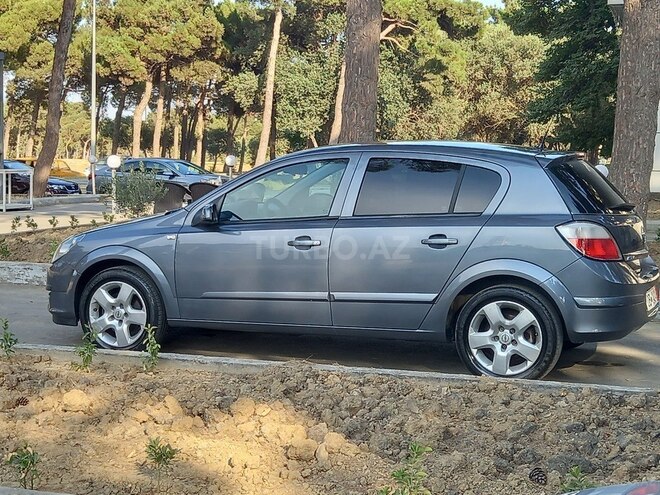Opel Astra 2005, 161,000 km - 1.4 l - Bakı