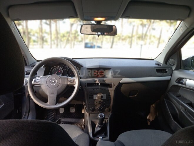 Opel Astra 2005, 161,000 km - 1.4 l - Bakı