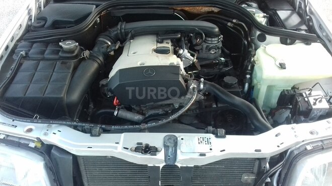 Mercedes C 230 1997, 232,555 km - 2.3 l - Bakı
