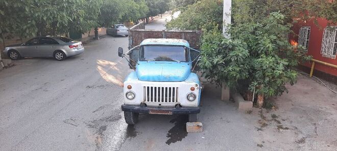 GAZ  1984, 586,764 km - 4.5 л - Şamaxı