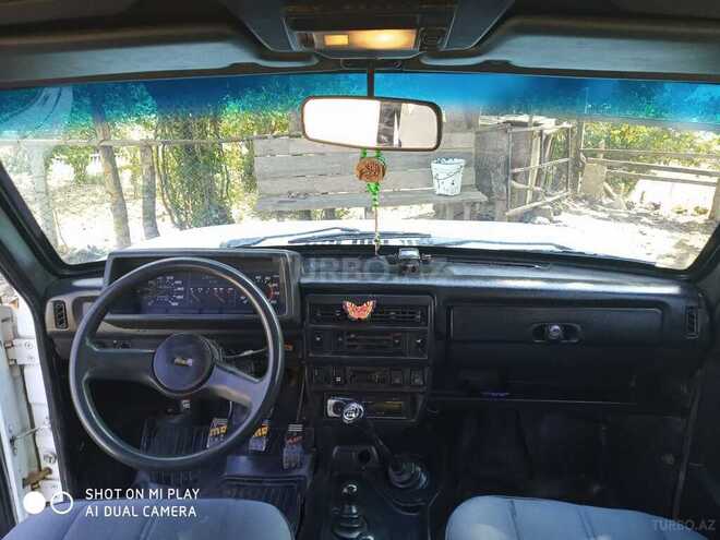 LADA (VAZ) Niva 1999, 145,000 km - 1.7 l - Lerik