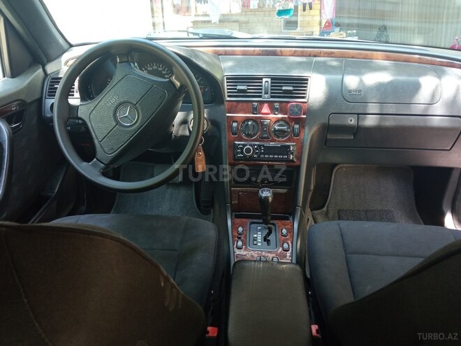 Mercedes C 180 1996, 327,300 km - 1.8 л - Şamaxı
