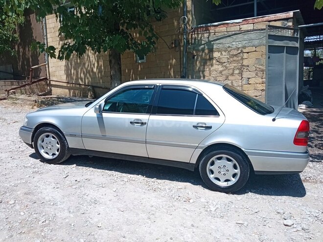 Mercedes C 180 1996, 327,300 km - 1.8 л - Şamaxı