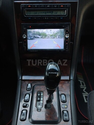 Mercedes E 270 2000, 290,000 km - 2.7 l - Bakı