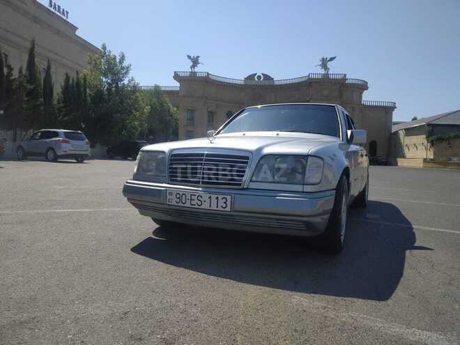 Mercedes E 220 1995, 380,000 km - 2.2 л - Bakı