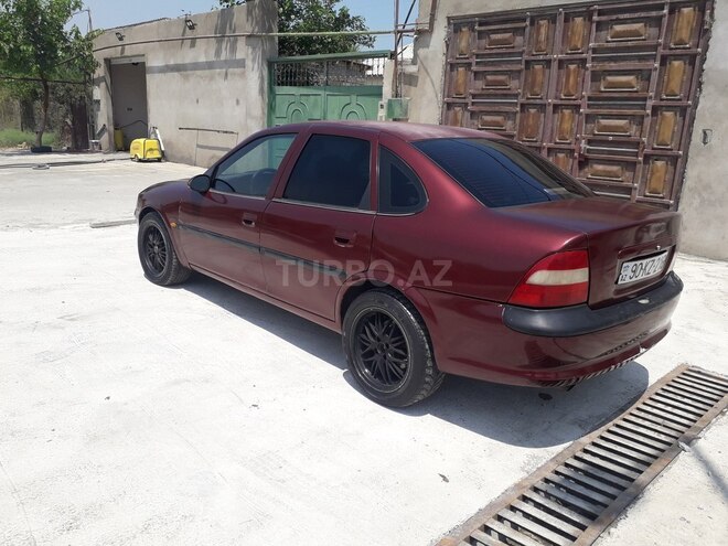 Opel Vectra 1996, 296,357 km - 1.8 l - Sumqayıt