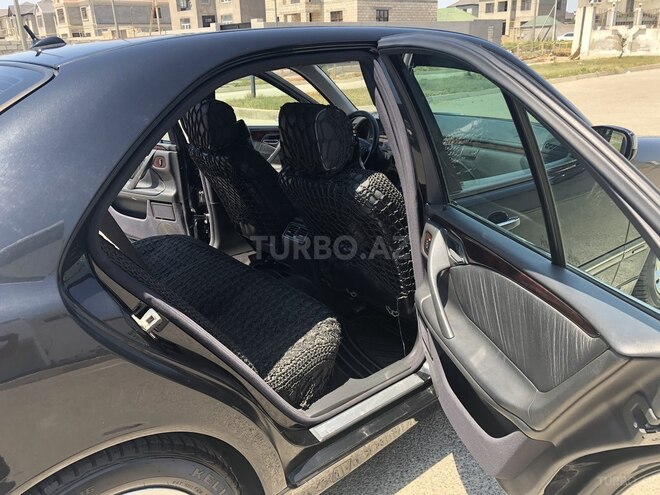 Mercedes E 240 2001, 284,000 km - 2.6 l - Bakı