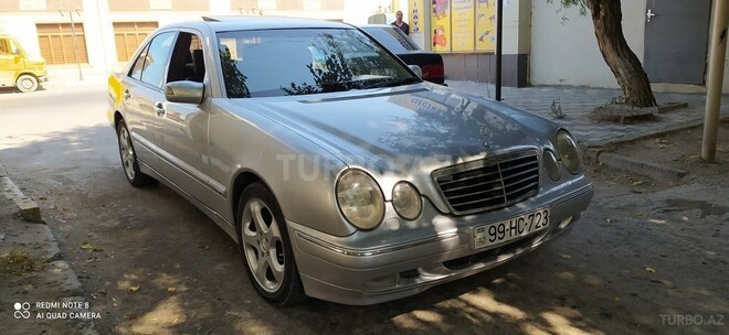 Mercedes E 240 2001, 270,520 km - 2.4 l - Sumqayıt