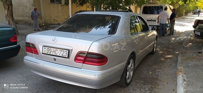 Mercedes E 240 2001, 270,520 km - 2.4 l - Sumqayıt
