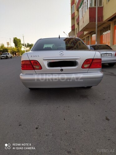 Mercedes E 230 1996, 330,000 km - 2.3 l - Gəncə