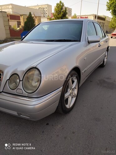 Mercedes E 230 1996, 330,000 km - 2.3 l - Gəncə
