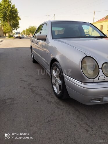 Mercedes E 230 1996, 330,000 km - 2.3 l - Gəncə