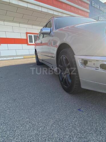 Mercedes E 220 2000, 530,000 km - 2.2 l - Bakı