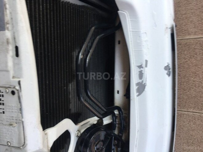 Mercedes E 240 1999, 235,000 km - 2.4 l - Bakı