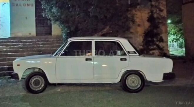 LADA (VAZ) 2107 2004, 84,000 km - 1.6 л - Gəncə