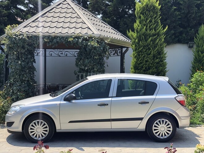 Opel Astra 2007, 181,000 km - 1.4 l - Bakı